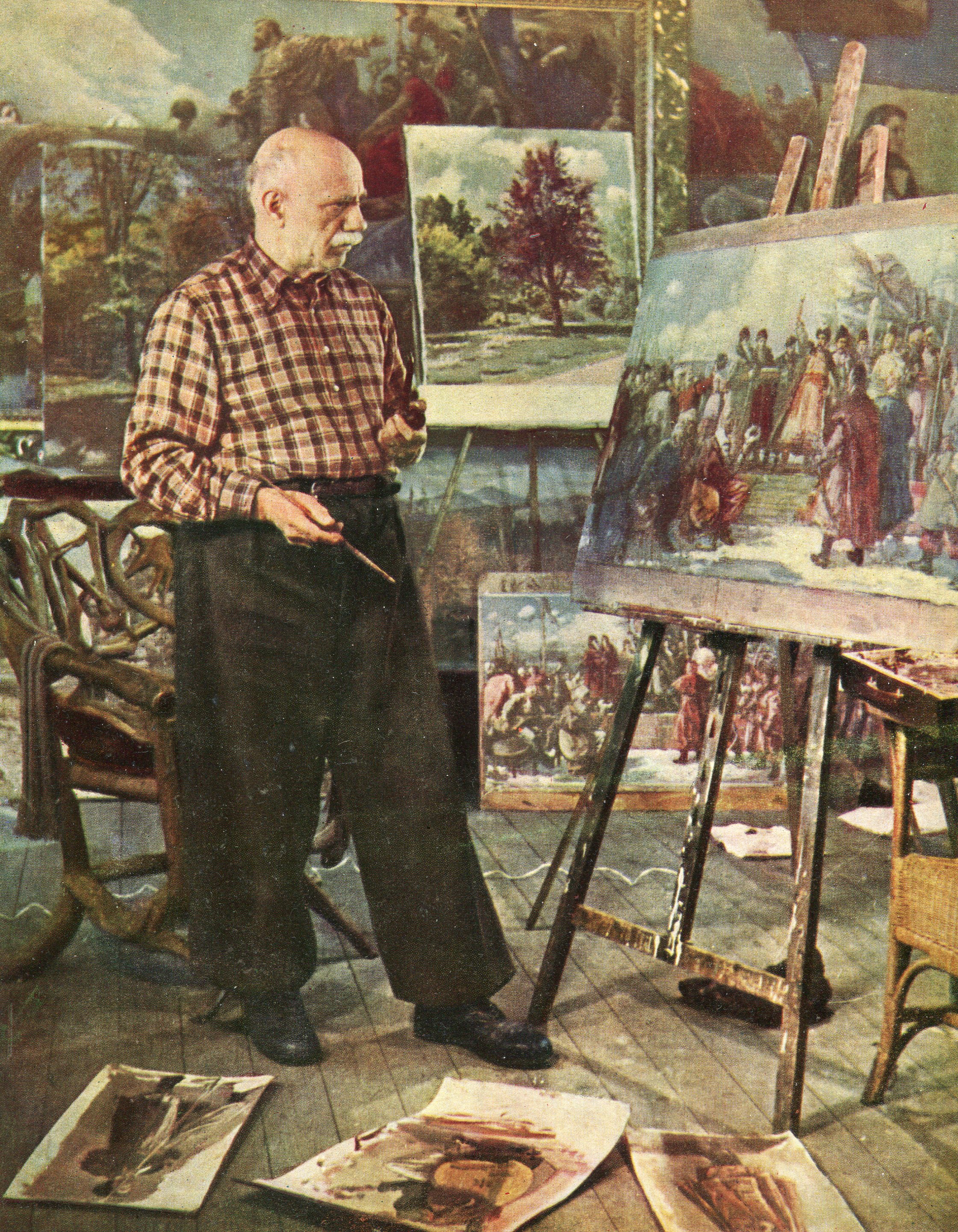 Йосип Бокшай у своїй студії-майстерні в Ужгороді. 1960 рік.